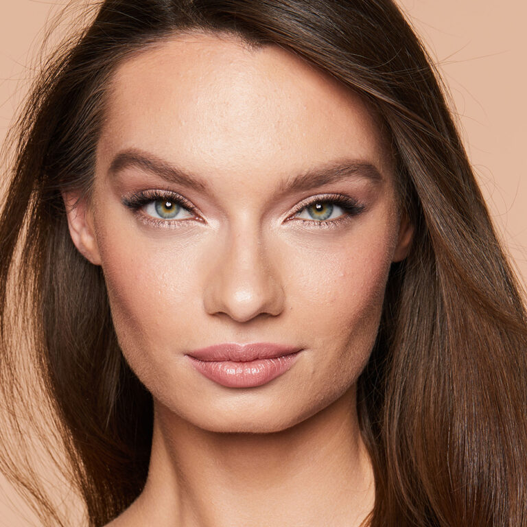 Charlotte Tilbury Light Wonder Foundation 6 Medium