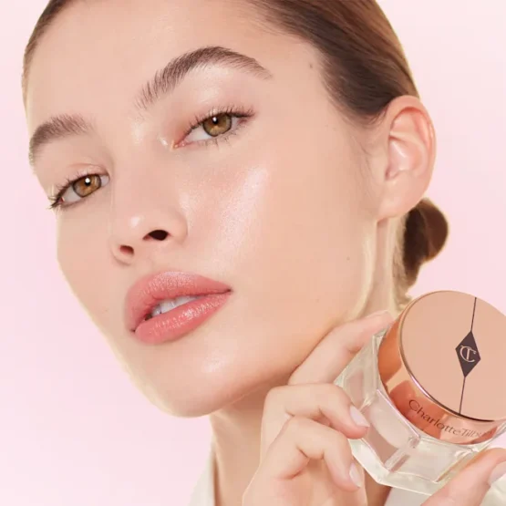 CHARLOTTE'S ICONIC MAGIC MINI SKIN SET LIMITED EDITION SKINCARE SET - Image 7